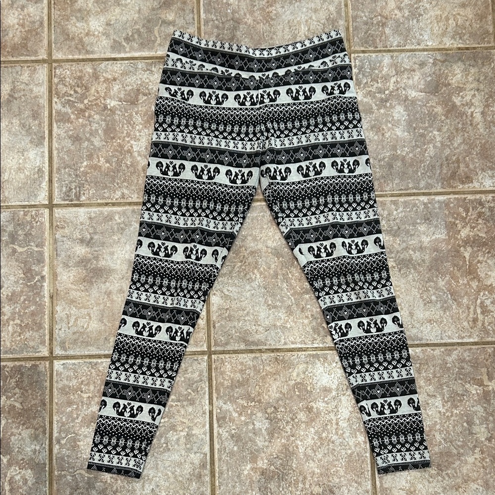 Bass Black and White Patterned Leggings